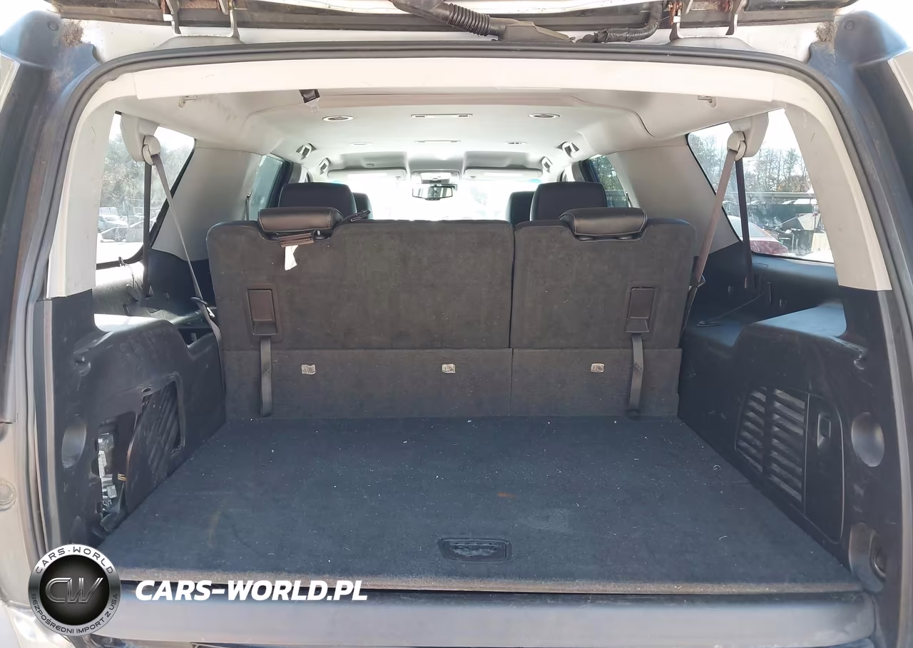 2015 Chevrolet Suburban 1500 Lt VIN:1GNSKJKC8FR197401 - 18