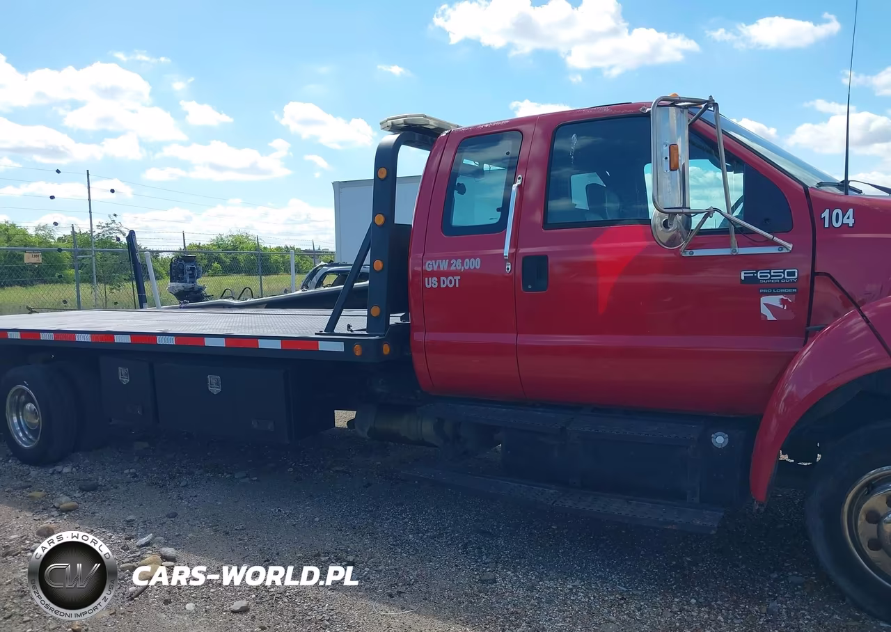 2004 Ford F-650 VIN:3FRNX65N94V664550 - 13