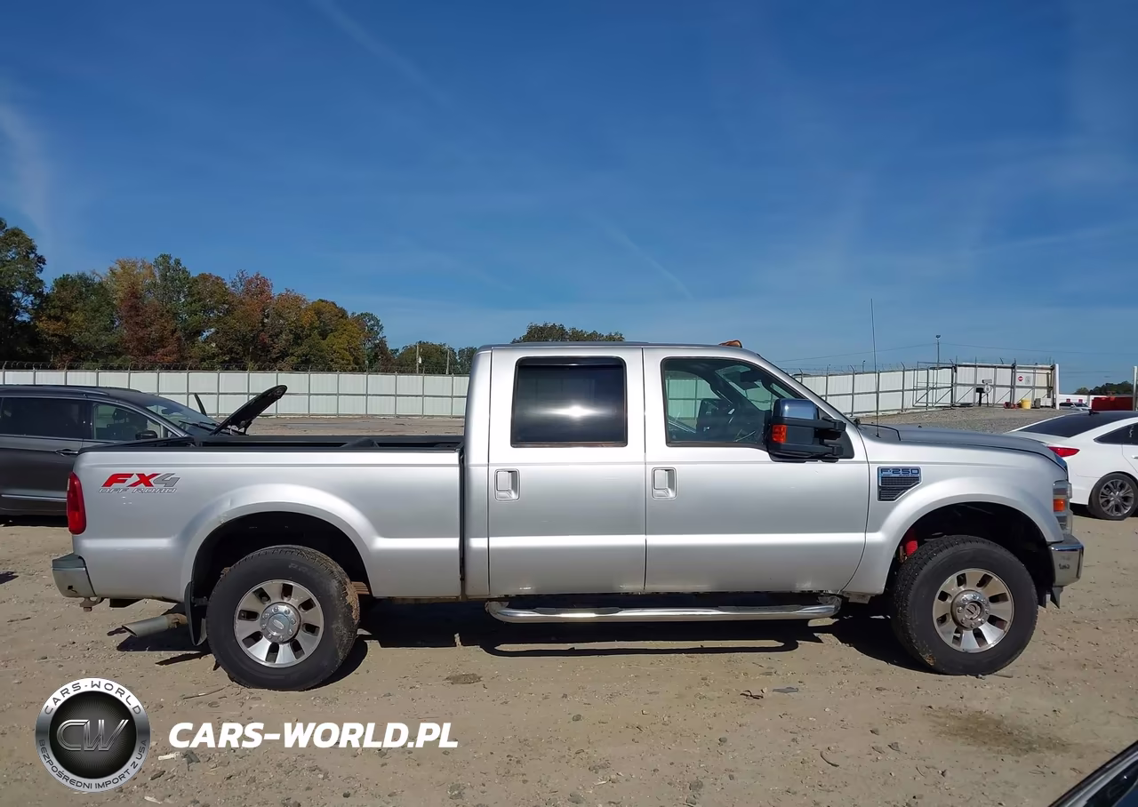 2010 Ford F250 Super Duty VIN:1FTSW2B55AEA37352 - 14
