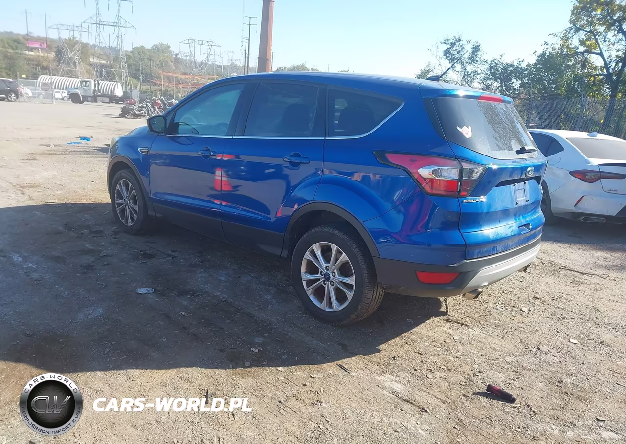 2017 Ford Escape Se VIN:1FMCU9GD1HUE42607 - 3