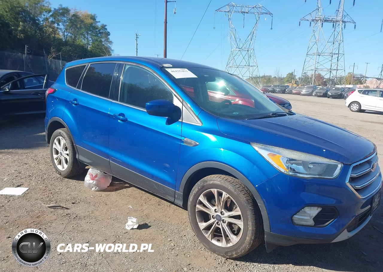 2017 Ford Escape Se VIN:1FMCU9GD1HUE42607 - 6