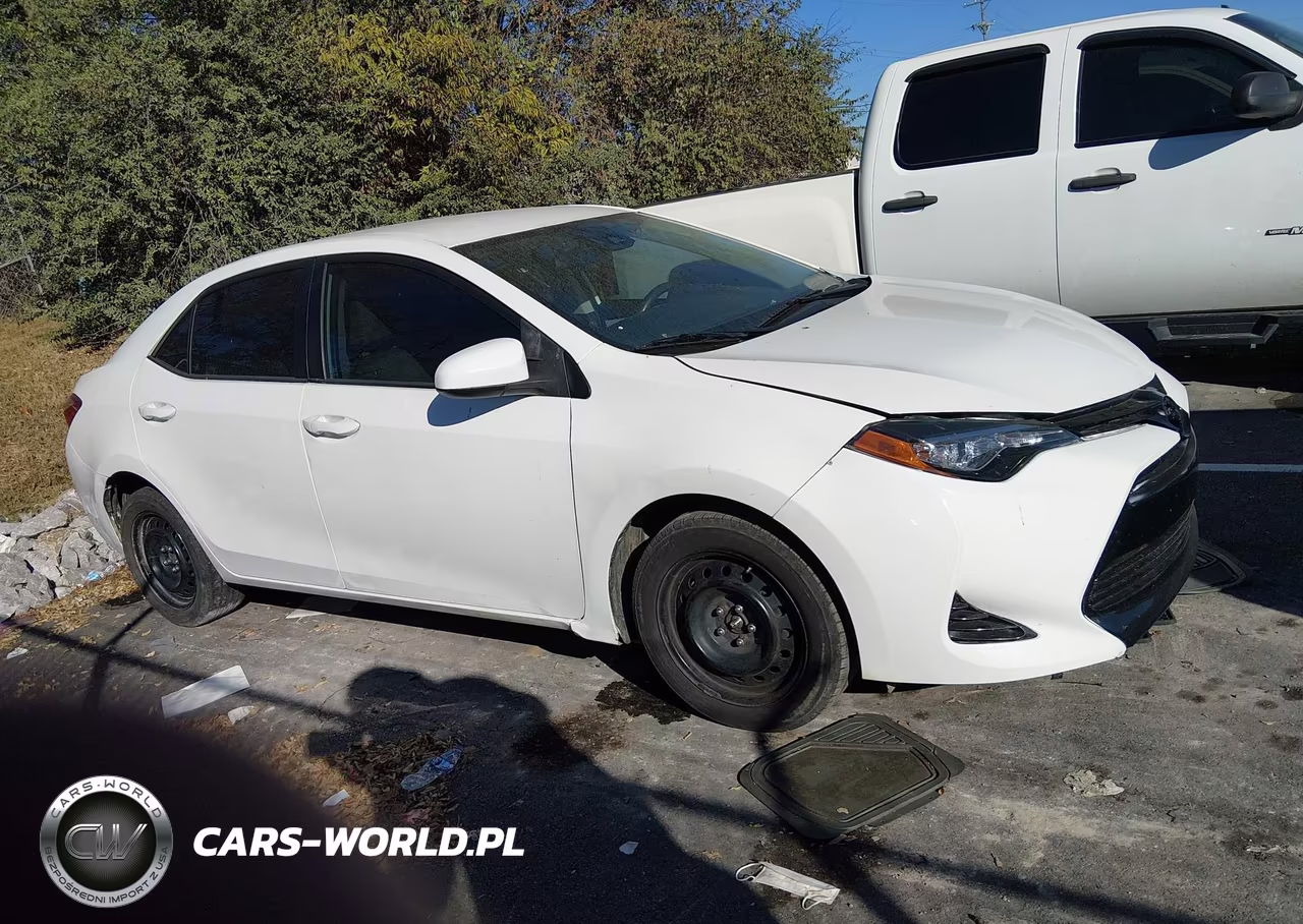 2018 Toyota Corolla Le VIN:5YFBURHE7JP803025 - 13