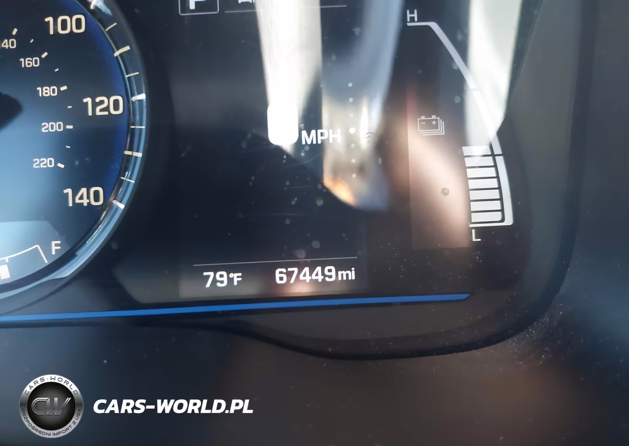 2018 Hyundai Ioniq Blue VIN:KMHC65LC5JU099922 - 17