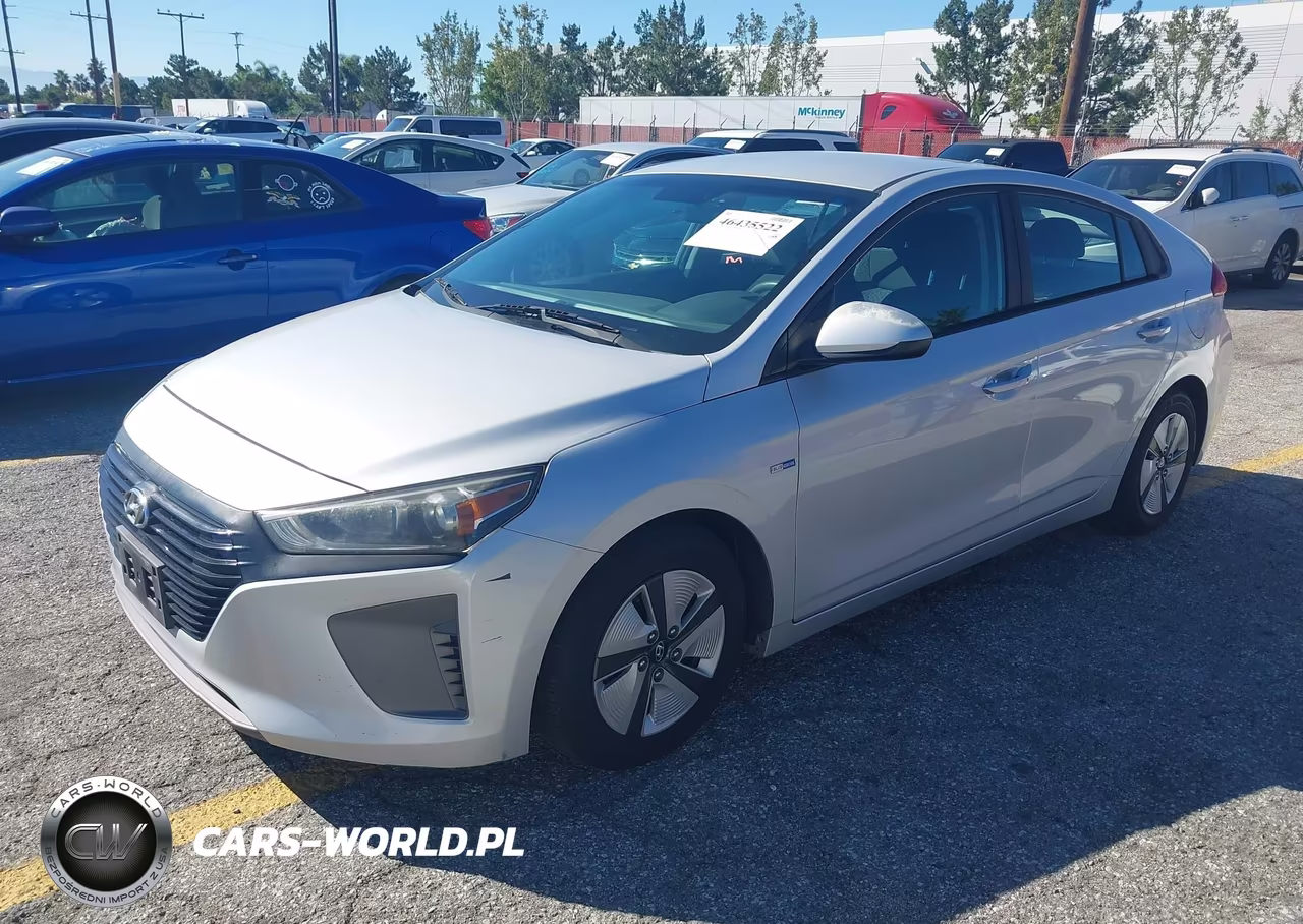 2018 Hyundai Ioniq Blue VIN:KMHC65LC5JU099922 - 2