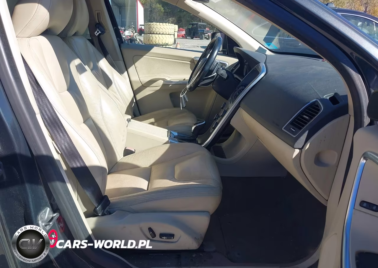 2014 Volvo Xc60 T6 R-Design VIN:YV4902DZXE2547801 - 5