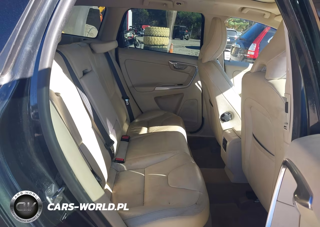 2014 Volvo Xc60 T6 R-Design VIN:YV4902DZXE2547801 - 8