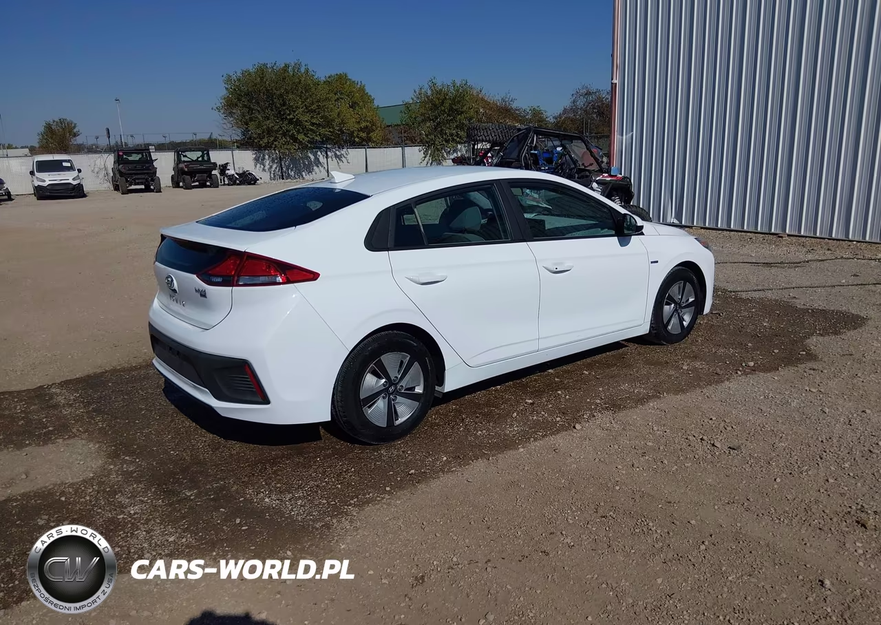 2020 Hyundai Ioniq Hybrid Blue VIN:KMHC65LC6LU232979 - 4