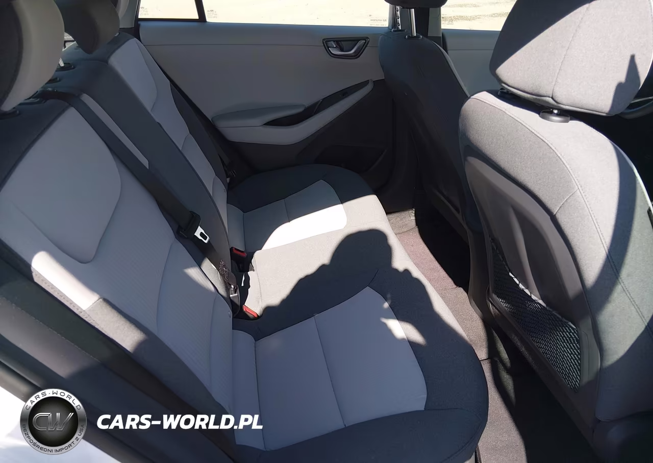 2020 Hyundai Ioniq Hybrid Blue VIN:KMHC65LC6LU232979 - 8