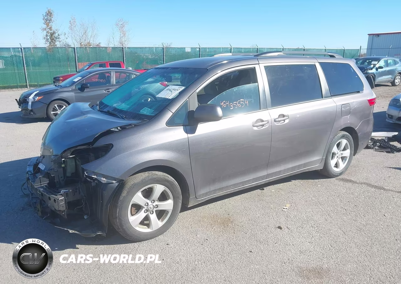 2015 Toyota Sienna Le 8 Passenger VIN:5TDKK3DC9FS683377 - 2