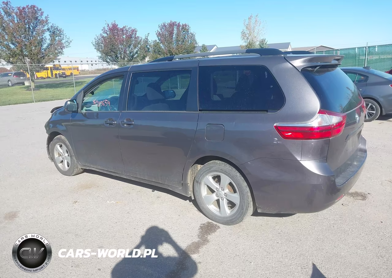 2015 Toyota Sienna Le 8 Passenger VIN:5TDKK3DC9FS683377 - 3