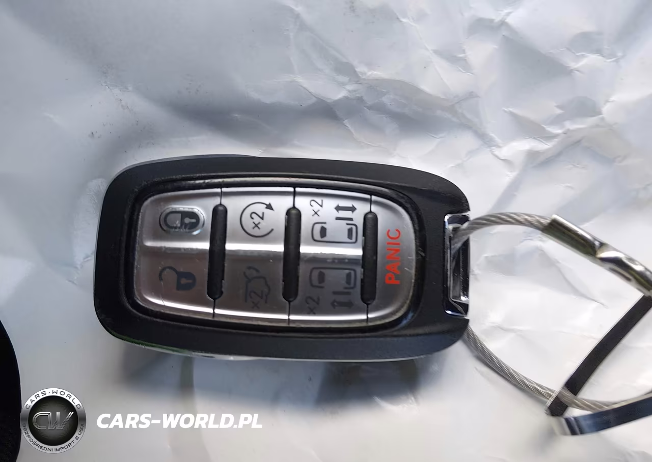 2025 Chrysler Pacifica Select VIN:2C4RC1BG4SR541060 - 11