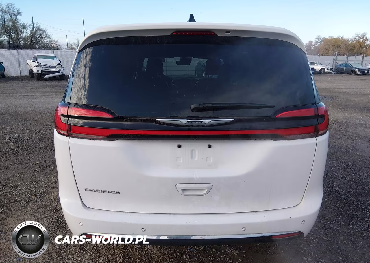 2025 Chrysler Pacifica Select VIN:2C4RC1BG4SR541060 - 16