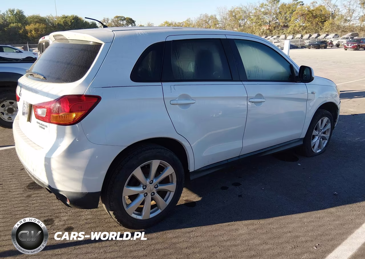2013 Mitsubishi Outlander Sport Es VIN:4A4AR3AUXDE007116 - 4