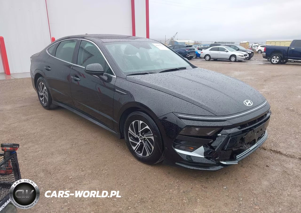 2026 Hyundai Sonata Hybrid Blue VIN:KMHL24JJ1TA167127 - 1