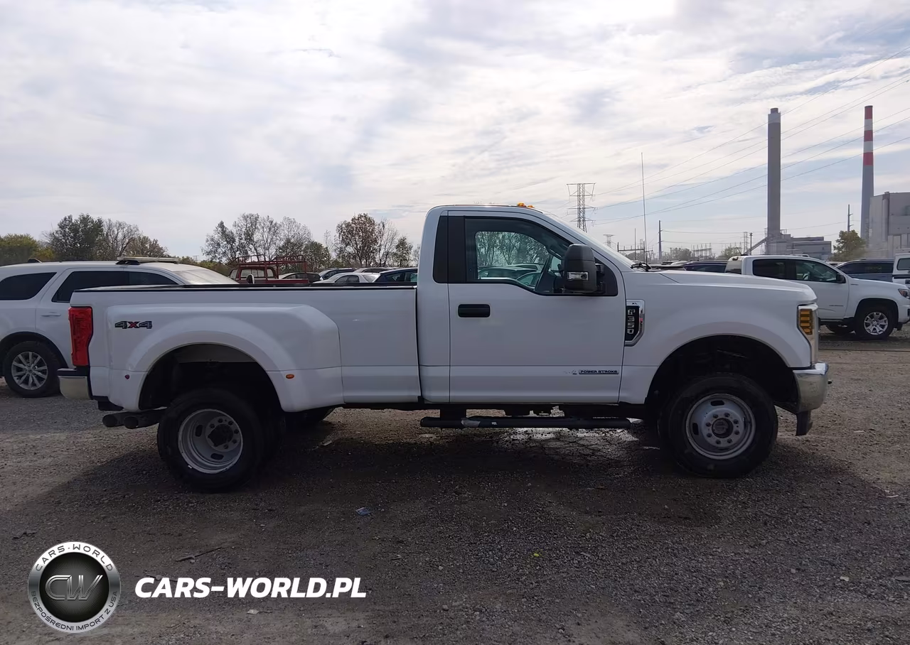2018 Ford F-350 Xl VIN:1FTRF3DT0JEC22117 - 13