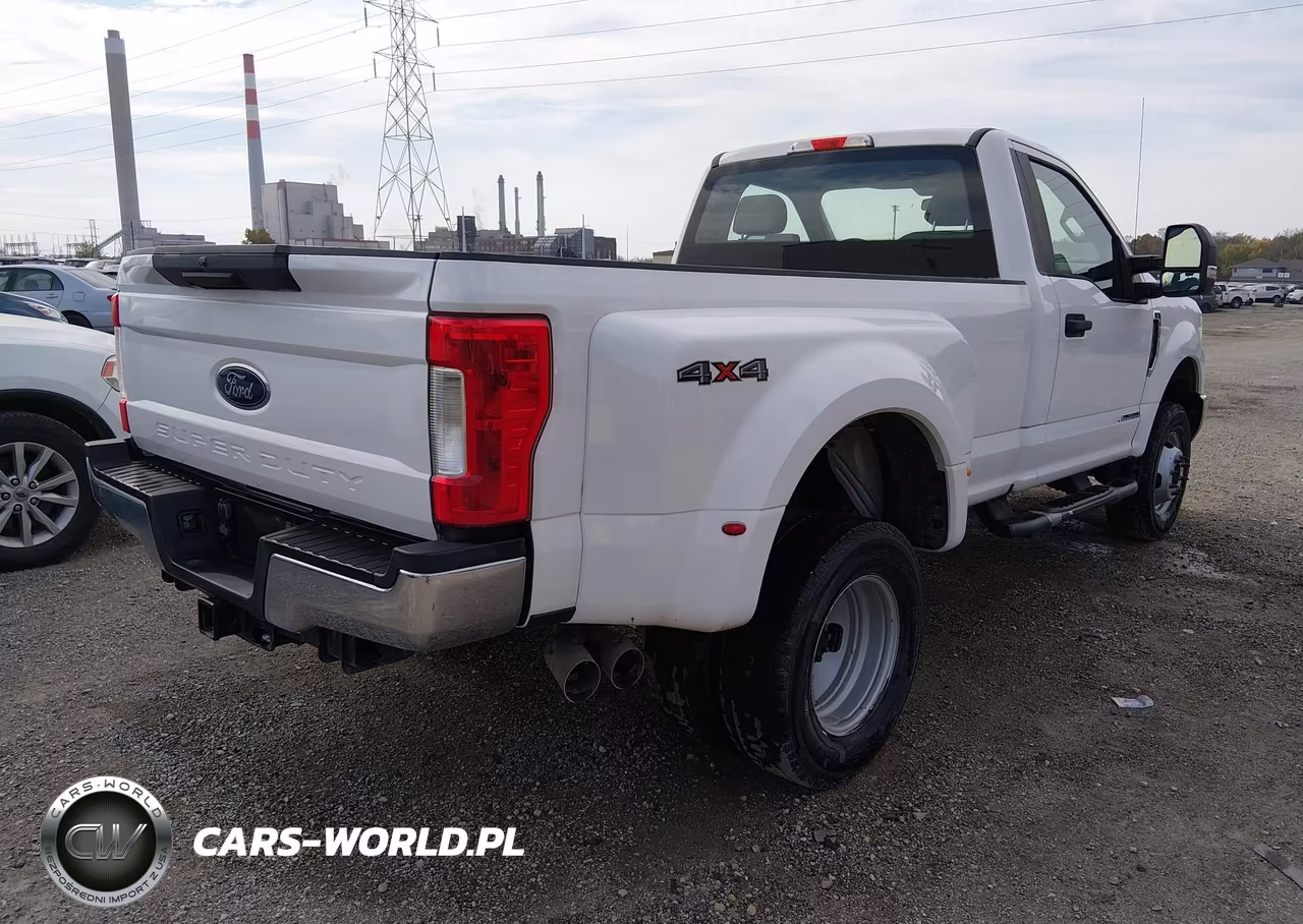 2018 Ford F-350 Xl VIN:1FTRF3DT0JEC22117 - 4