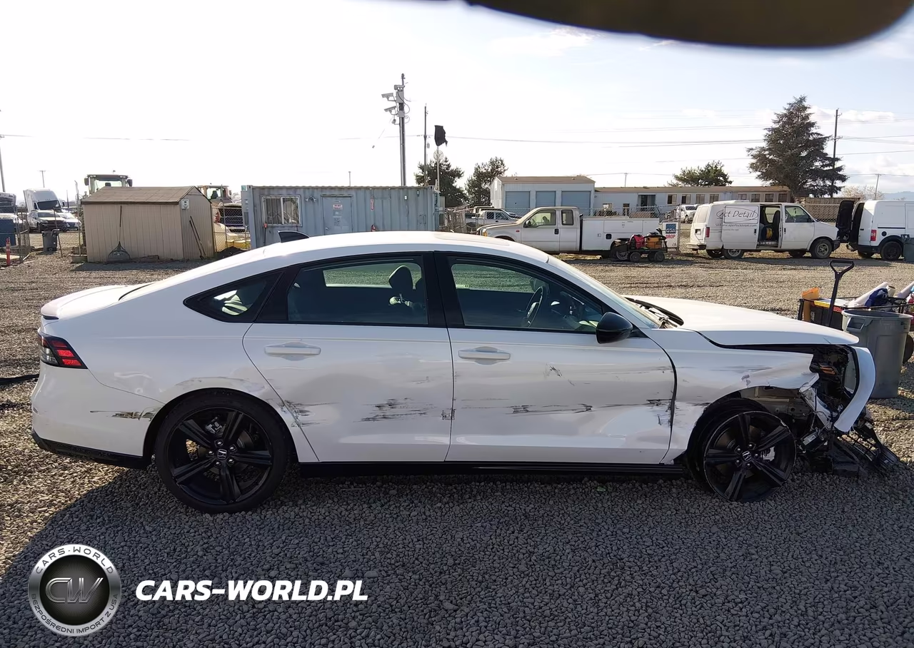 2026 Honda Accord Hybrid Sport-L VIN:1HGCY2F79TA052135 - 14