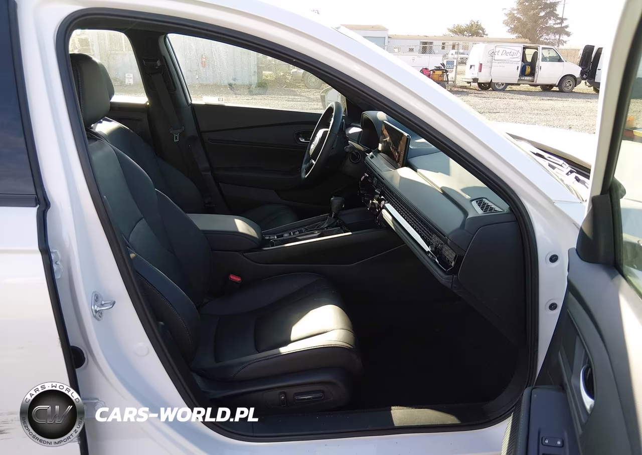 2026 Honda Accord Hybrid Sport-L VIN:1HGCY2F79TA052135 - 5