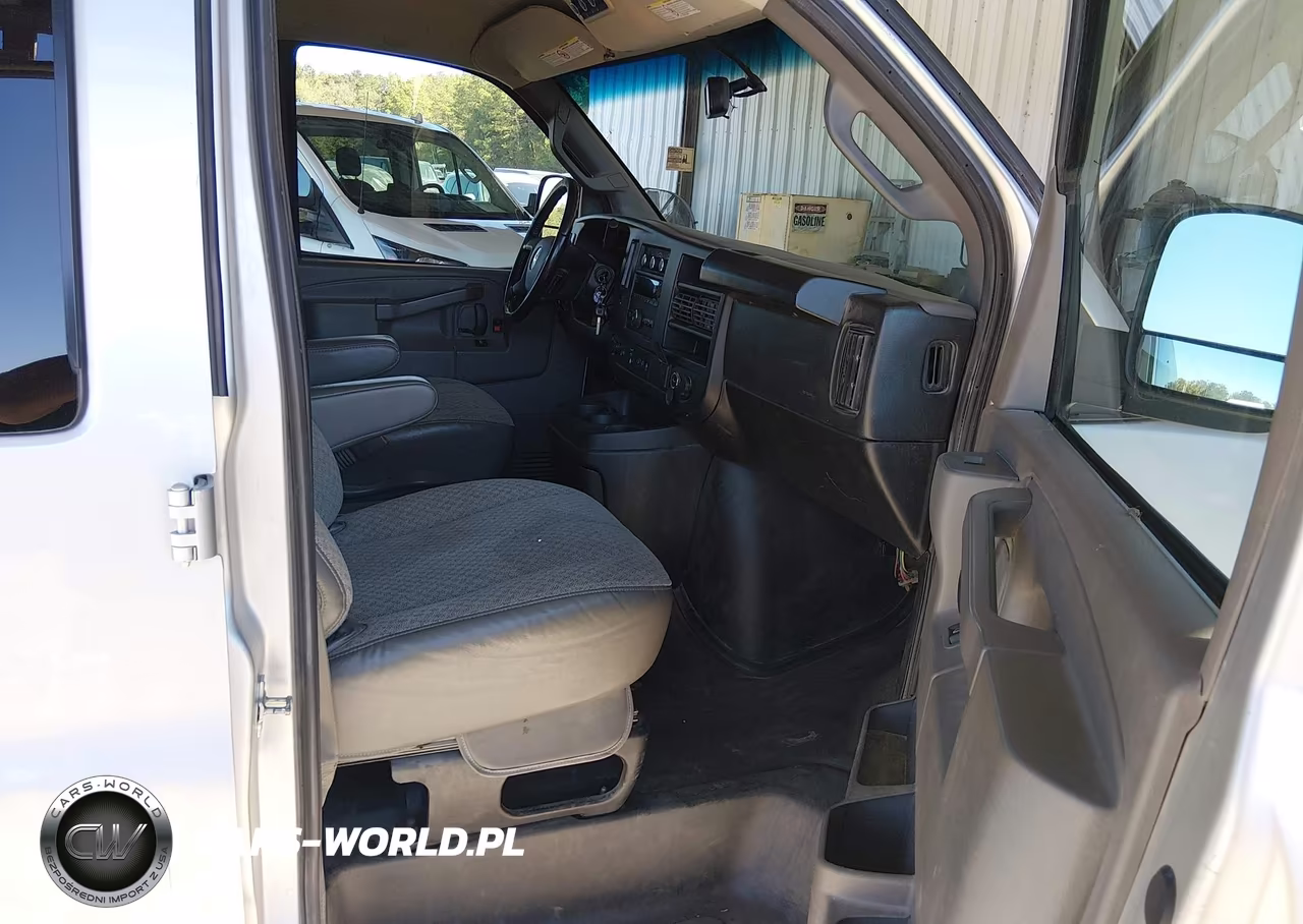 2022 Chevrolet Express Passenger Rwd 2500 Regular Wheelbase Ls VIN:1GAWGEFP7N1138927 - 5