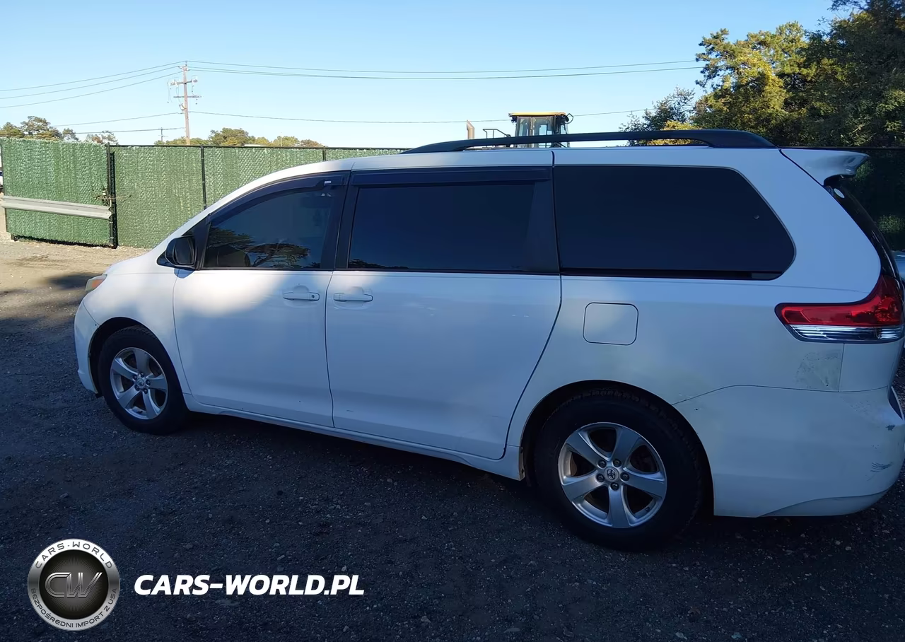 2012 Toyota Sienna Le V6 8 Passenger VIN:5TDKK3DC5CS242583 - 14