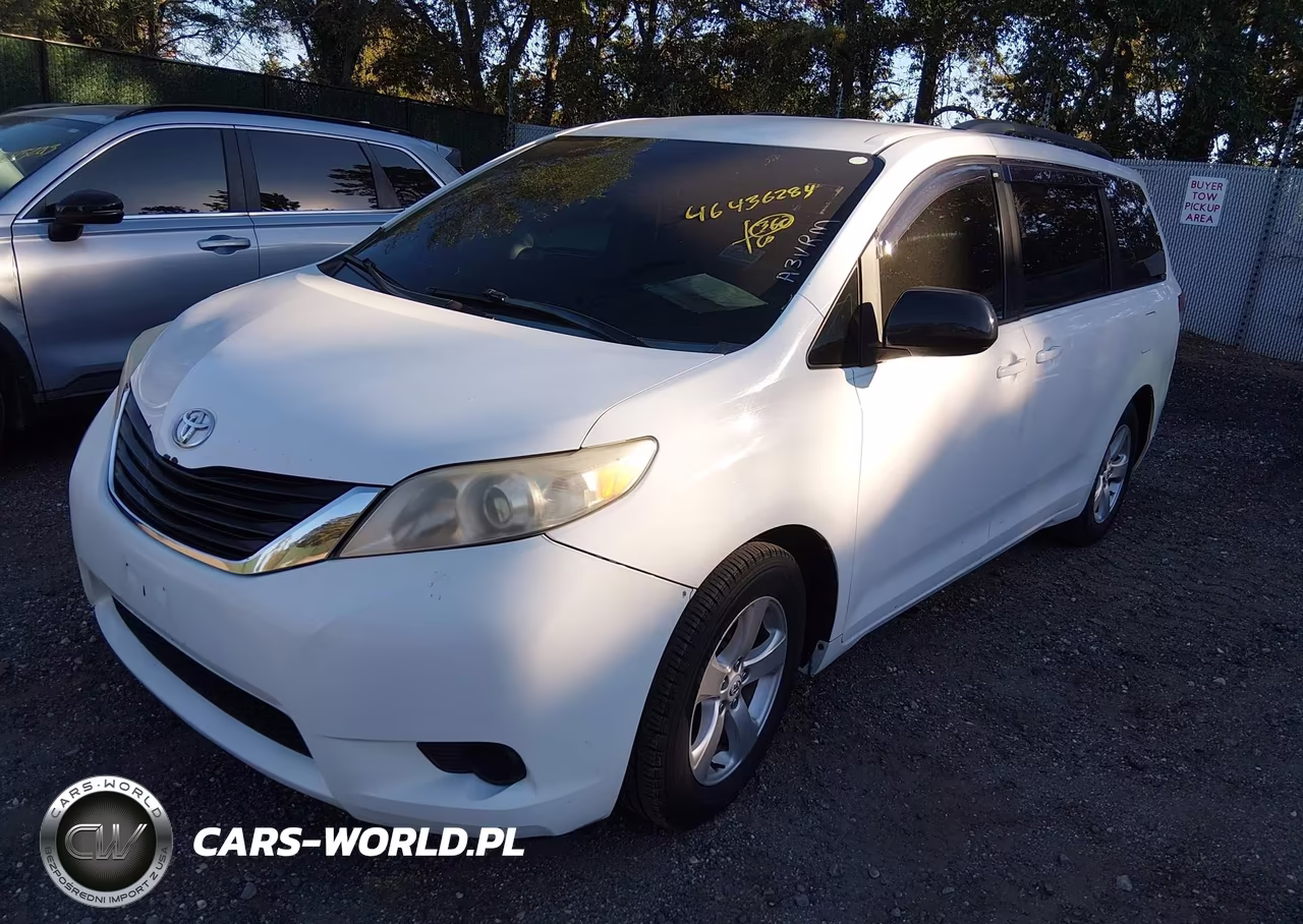 2012 Toyota Sienna Le V6 8 Passenger VIN:5TDKK3DC5CS242583 - 2