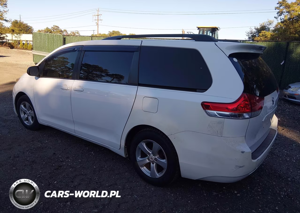 2012 Toyota Sienna Le V6 8 Passenger VIN:5TDKK3DC5CS242583 - 3