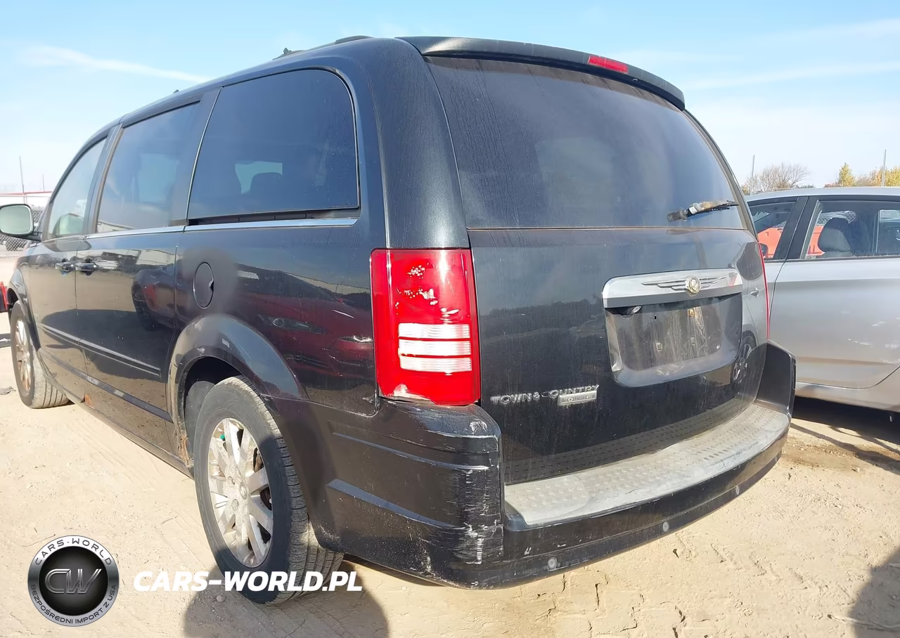 2008 Chrysler Town & Country Touring VIN:2A8HR54P98R838812 - 6