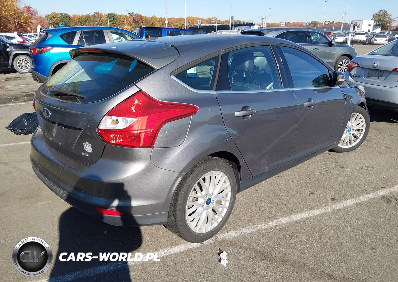 2012 Ford Focus Sel VIN:1FAHP3M22CL134416 - 4