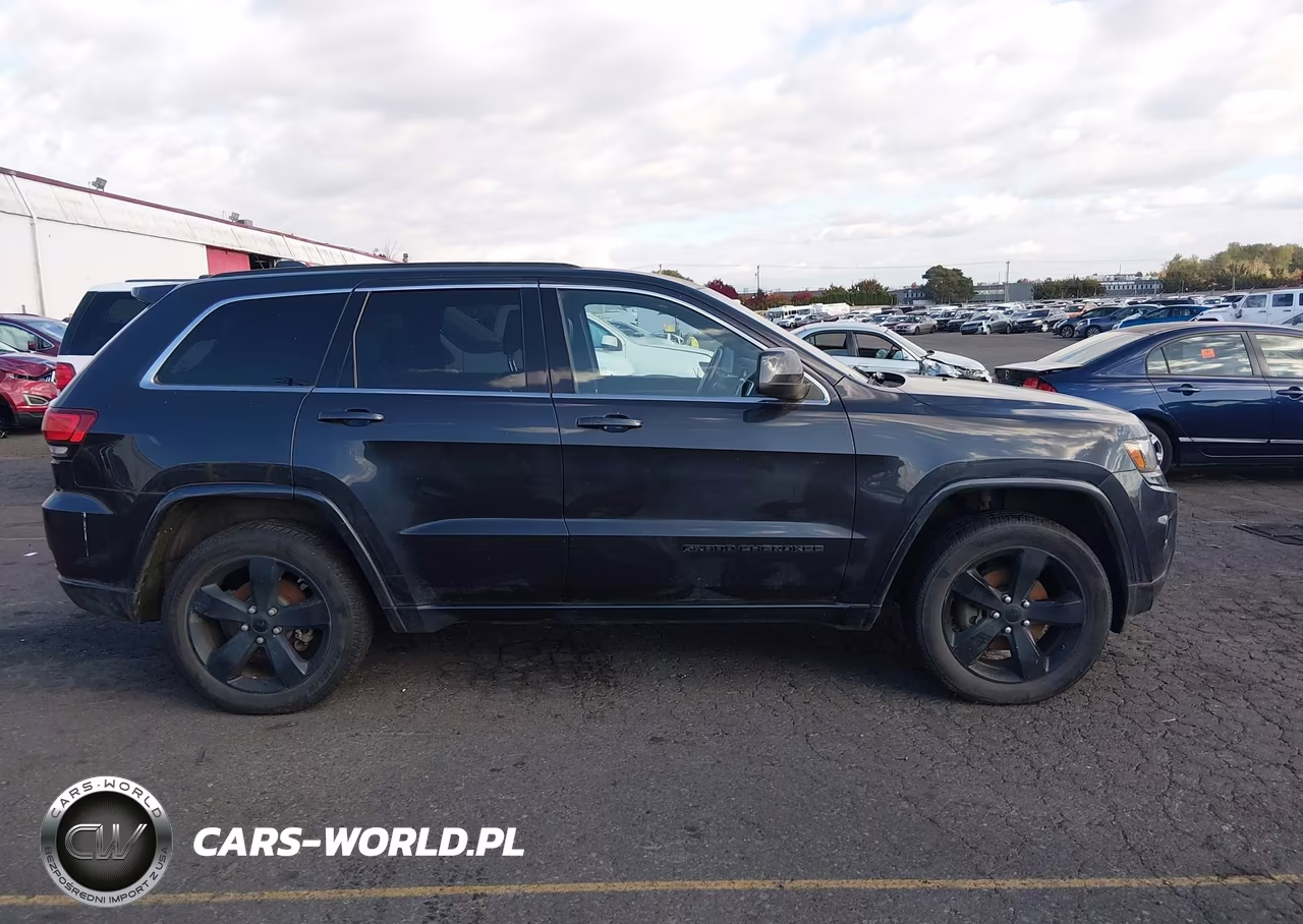 2015 Jeep Grand Cherokee Altitude VIN:1C4RJFAG3FC893081 - 13