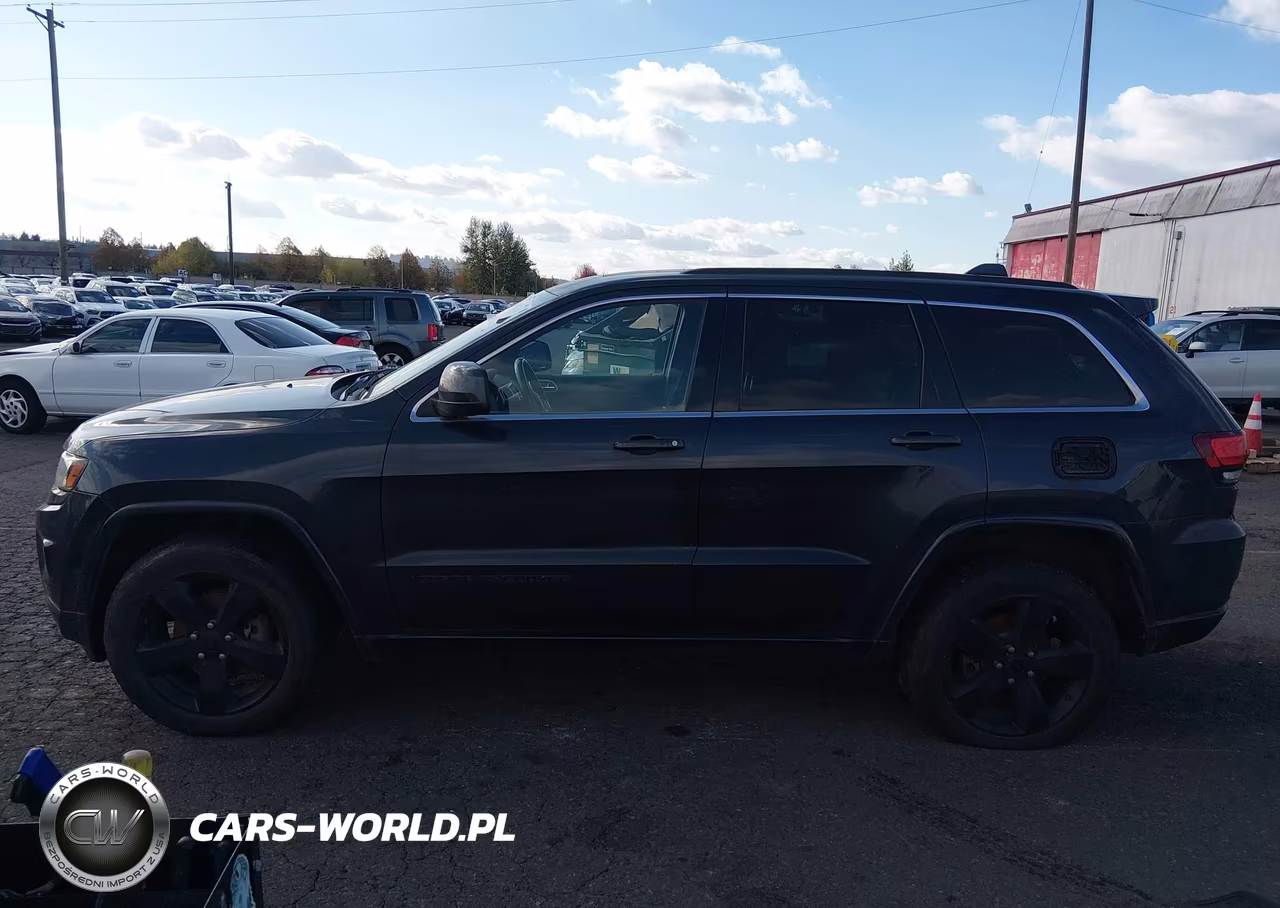 2015 Jeep Grand Cherokee Altitude VIN:1C4RJFAG3FC893081 - 14