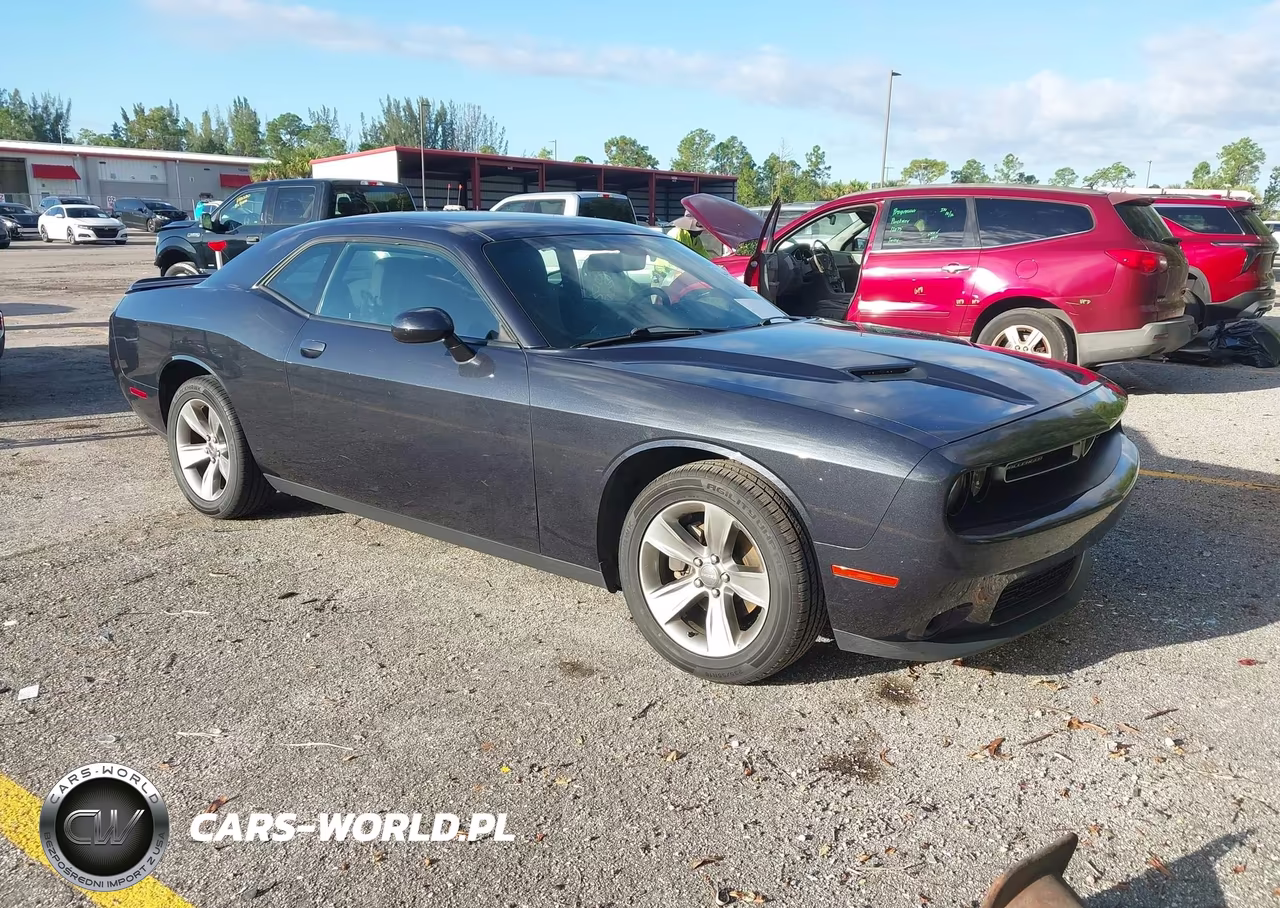 2019 Dodge Challenger Sxt VIN:2C3CDZAG6KH560545 - 1
