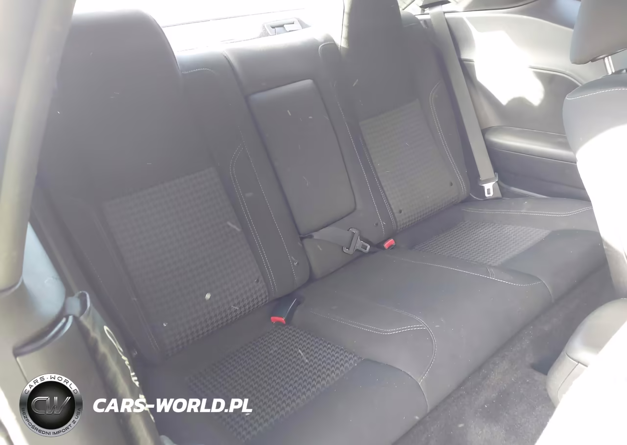 2019 Dodge Challenger Sxt VIN:2C3CDZAG6KH560545 - 8