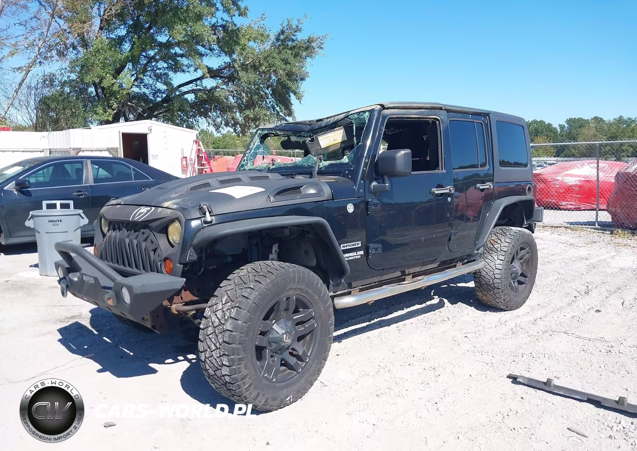 2013 Jeep Wrangler Unlimited Sport VIN:1C4HJWDG0DL538390 - 2