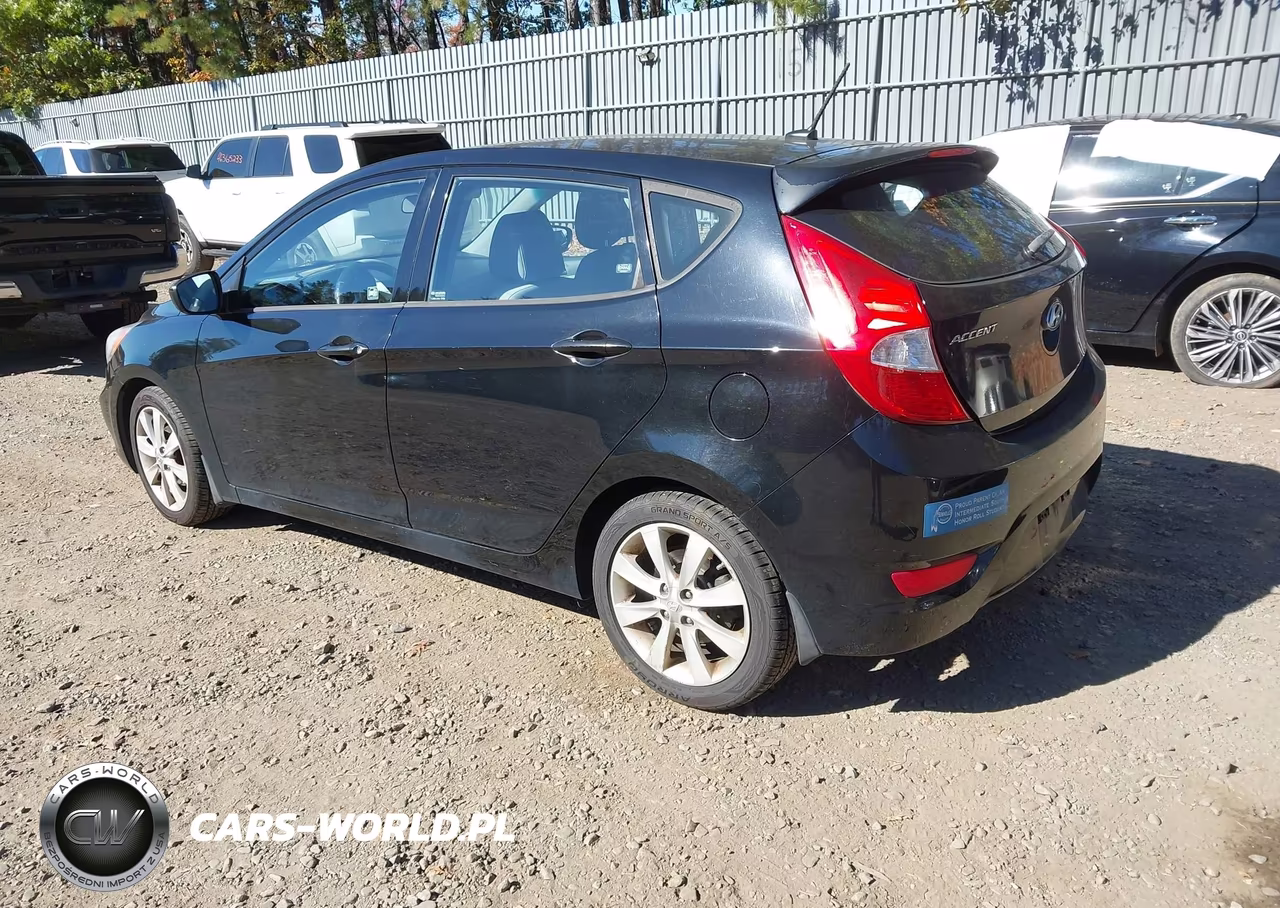 2012 Hyundai Accent Se VIN:KMHCU5AE8CU045883 - 3