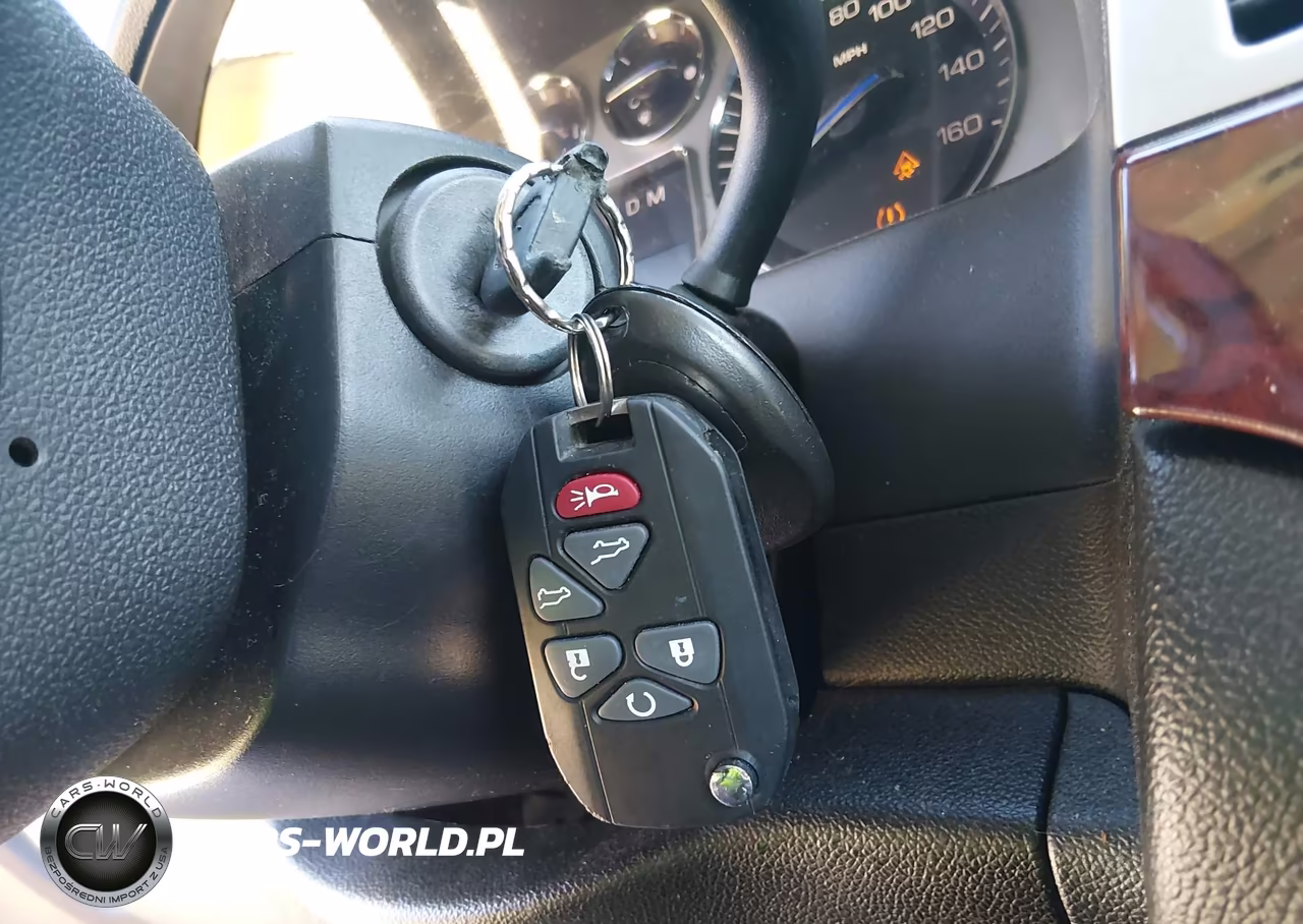 2007 Cadillac Escalade Standard VIN:1GYEC63847R298666 - 11