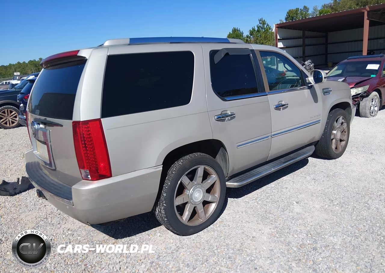2007 Cadillac Escalade Standard VIN:1GYEC63847R298666 - 4