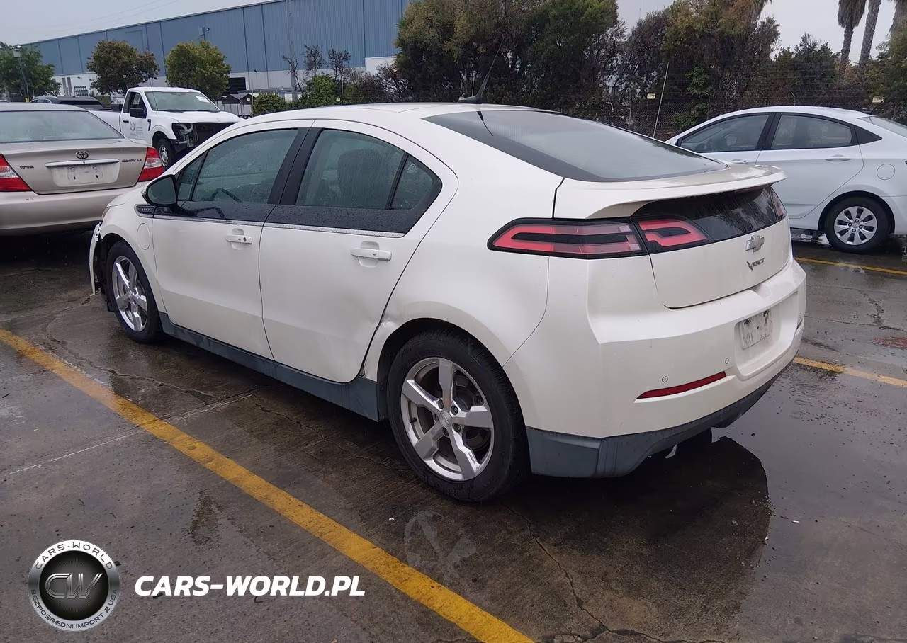 2013 Chevrolet Volt VIN:1G1RH6E46DU103705 - 3
