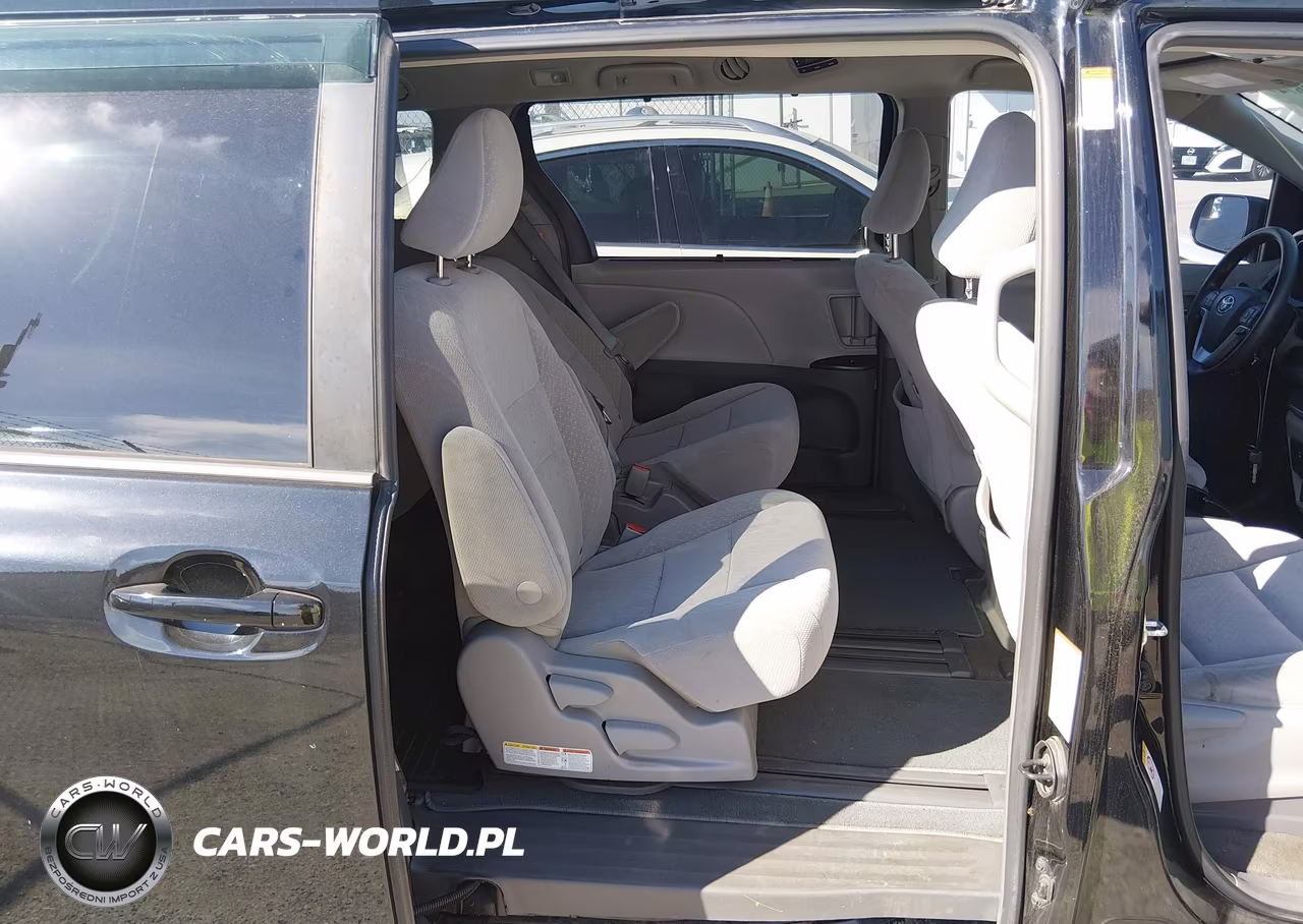 2018 Toyota Sienna Le VIN:5TDKZ3DC7JS959852 - 8