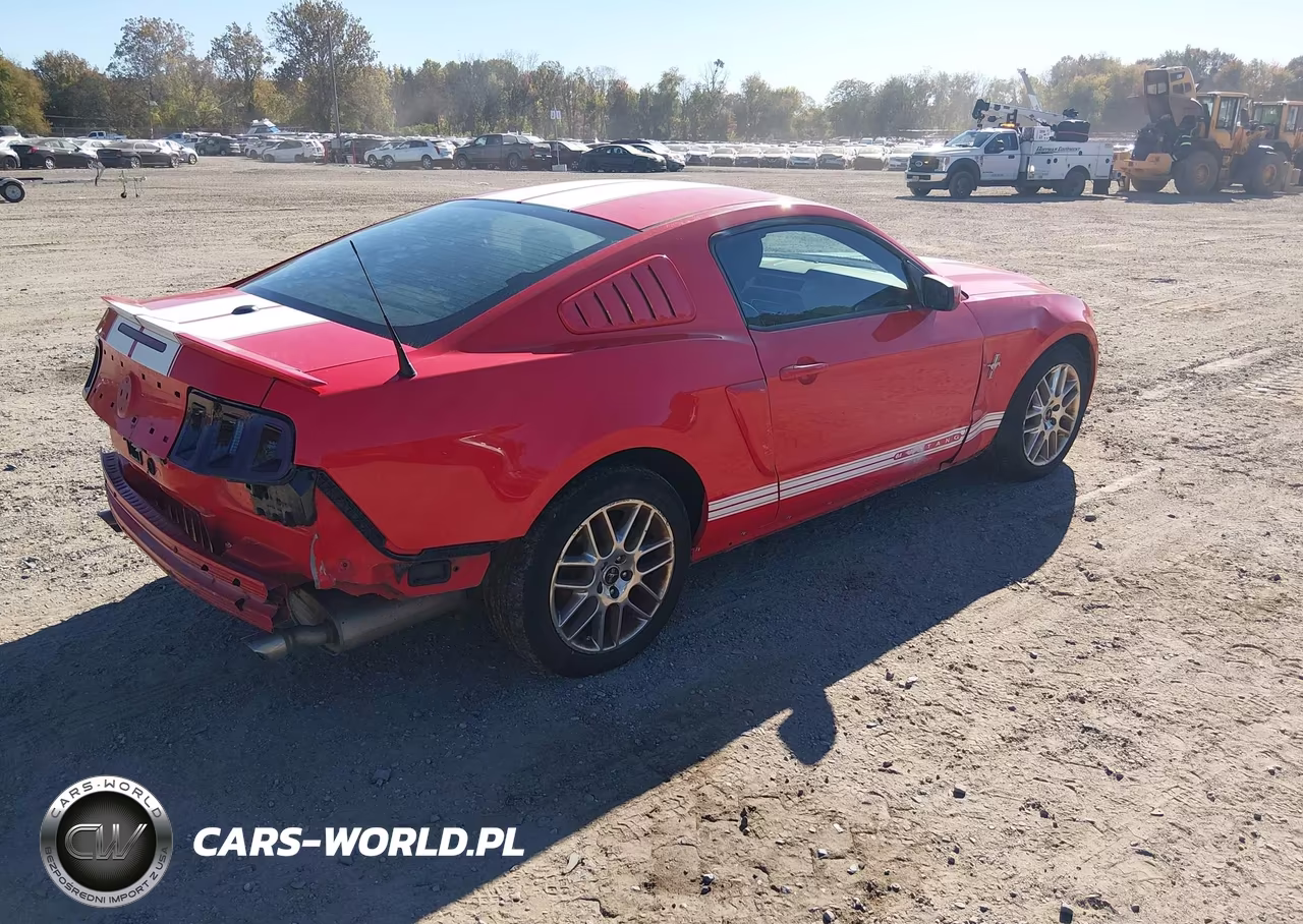 2014 Ford Mustang V6 Premium VIN:1ZVBP8AM6E5248975 - 4