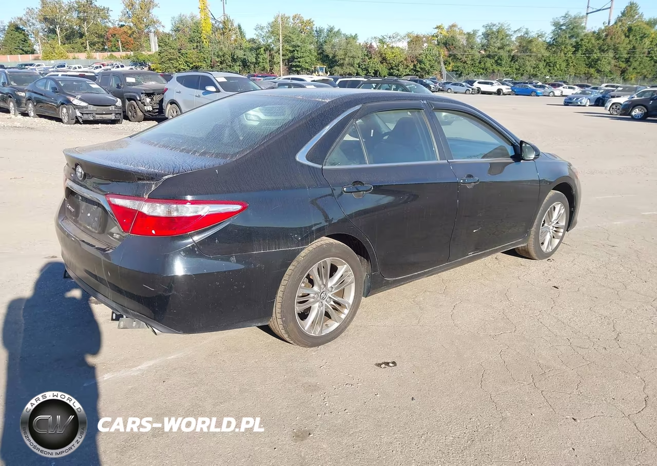 2017 Toyota Camry Se VIN:4T1BF1FK3HU776855 - 4