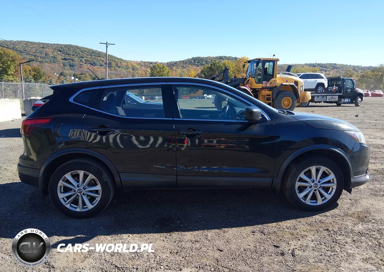 2019 Nissan Rogue Sport S VIN:JN1BJ1CR5KW311657 - 13