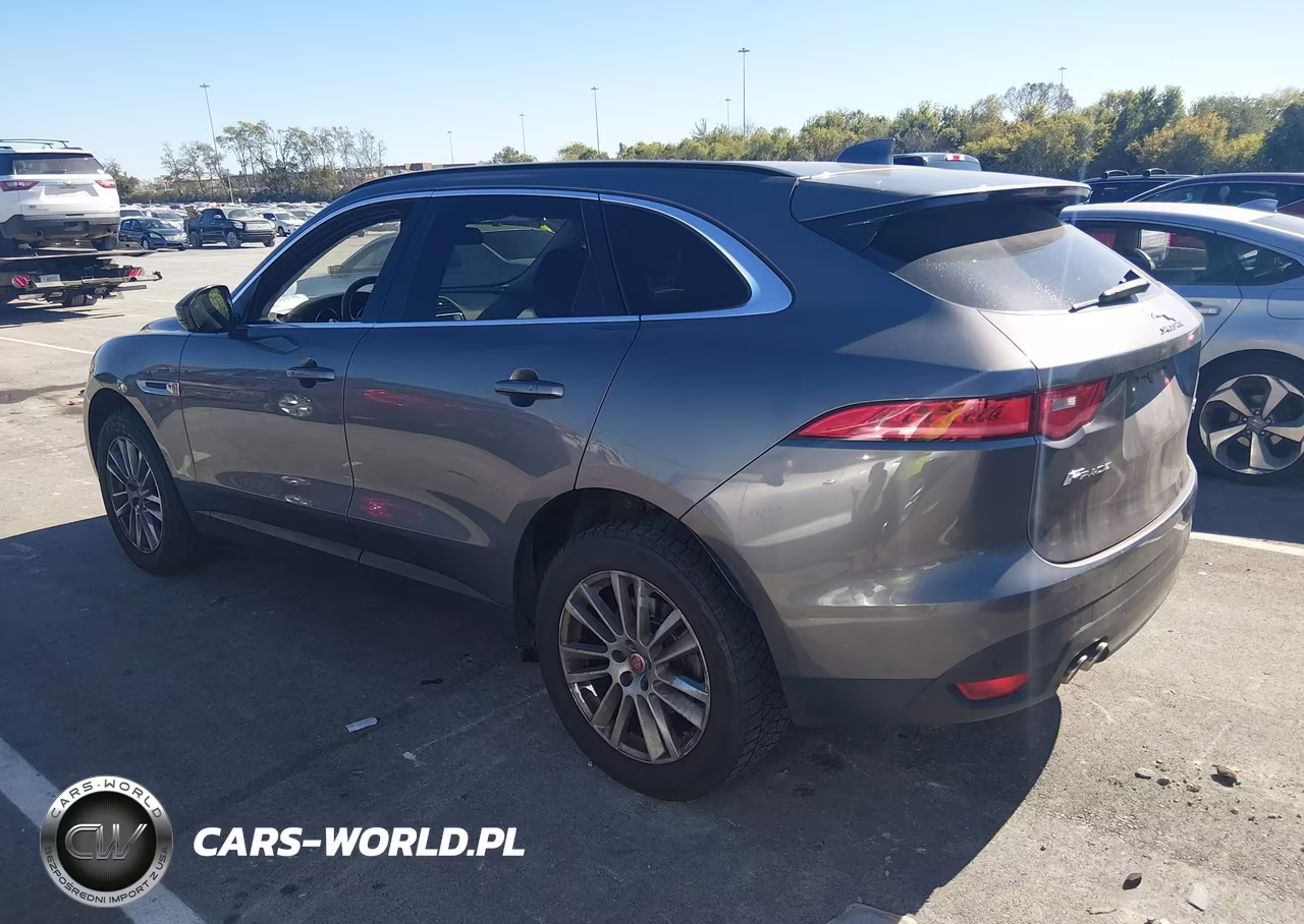 2017 Jaguar F-Pace 20D Prestige VIN:SADCK2BN7HA498154 - 3