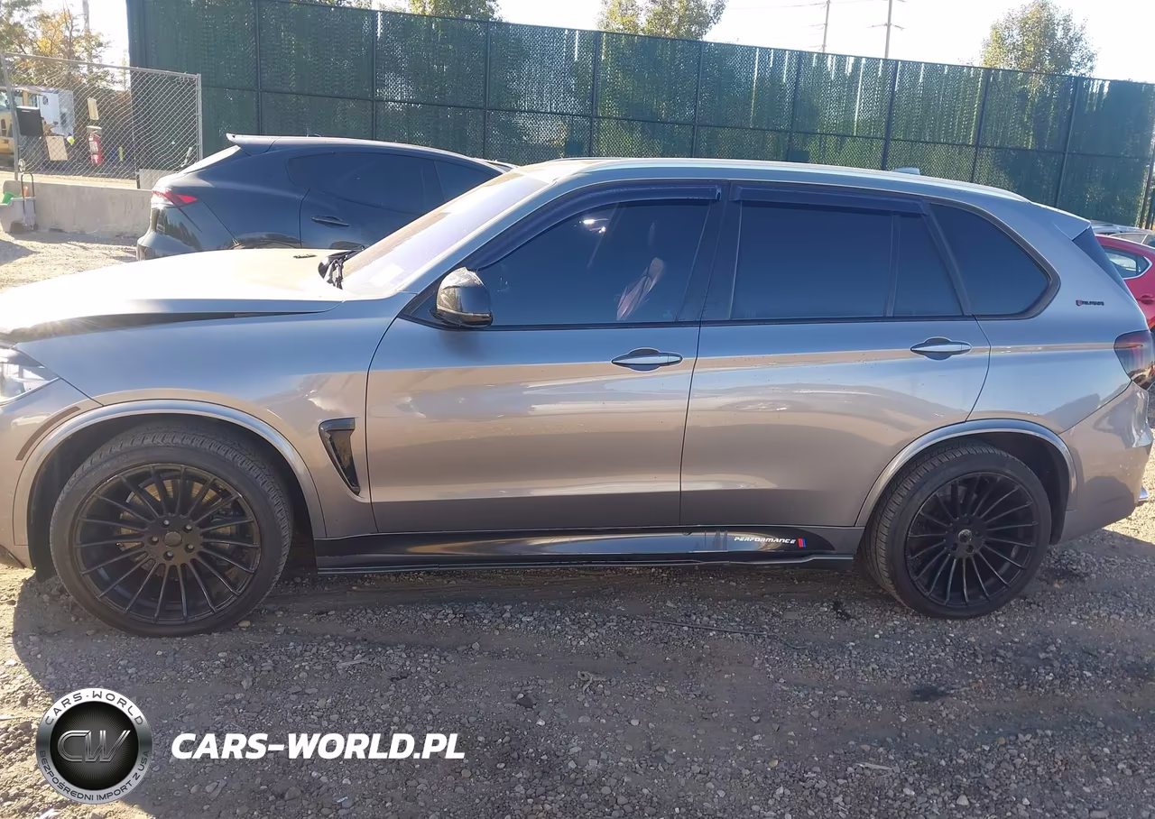 2014 BMW X5 xDrive50I VIN:5UXKR6C56E0J73651 - 14