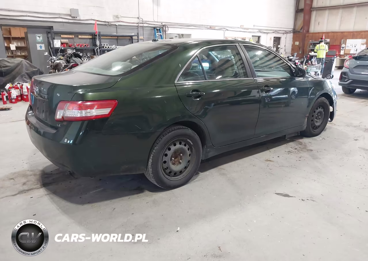2011 Toyota Camry Le VIN:4T1BF3EK5BU676857 - 4