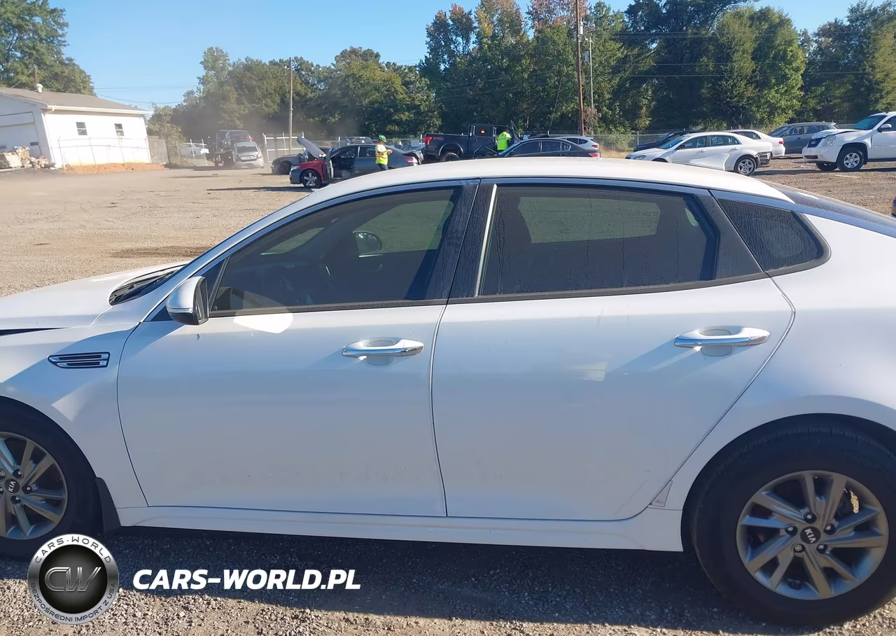 2019 Kia Optima Lx VIN:5XXGT4L39KG328859 - 14