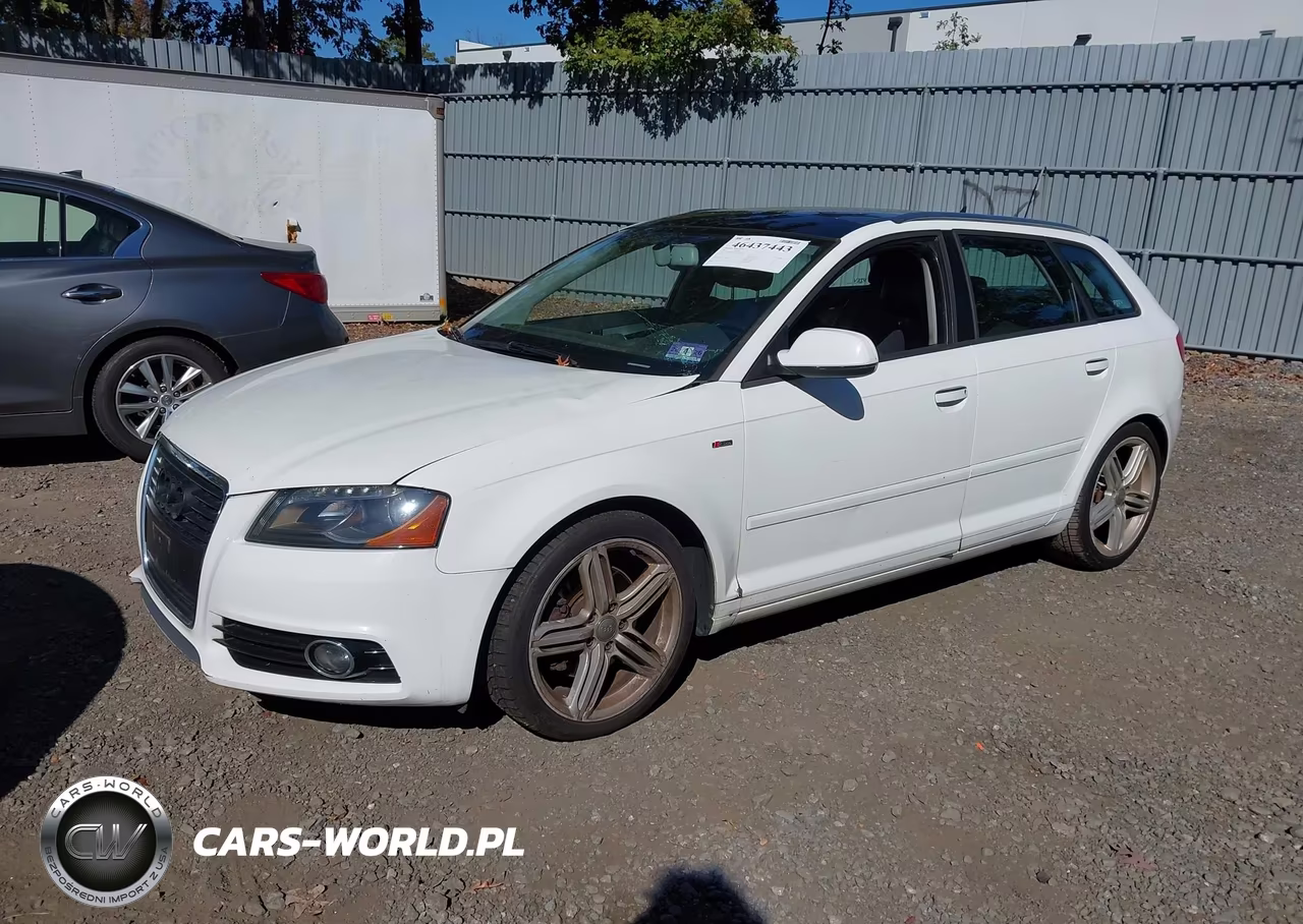 2012 Audi A3 2.0T Premium VIN:WAUKEAFMXCA124640 - 2