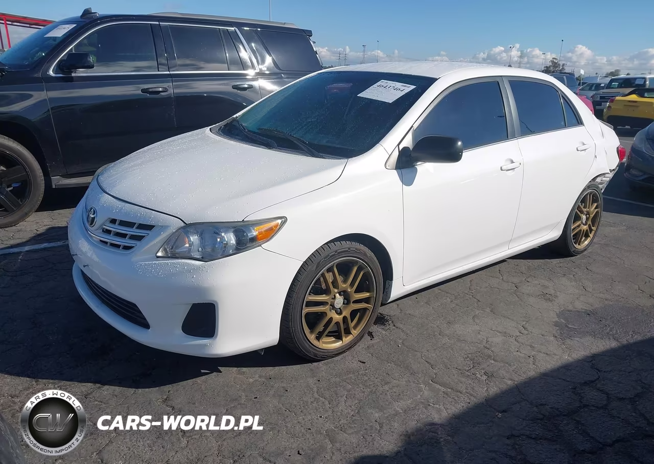 2013 Toyota Corolla Le VIN:5YFBU4EE2DP091180 - 2