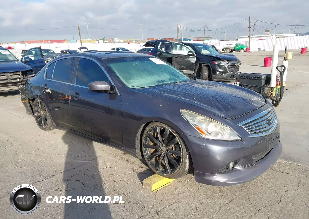 2011 Infiniti G37 Journey