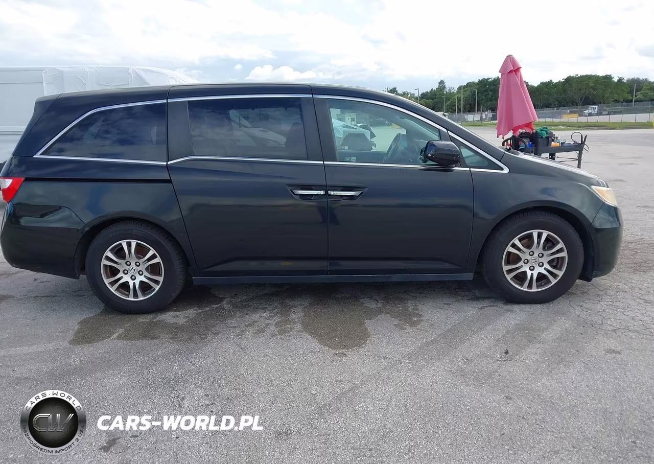 2011 Honda Odyssey Ex-L VIN:5FNRL5H64BB102331 - 13