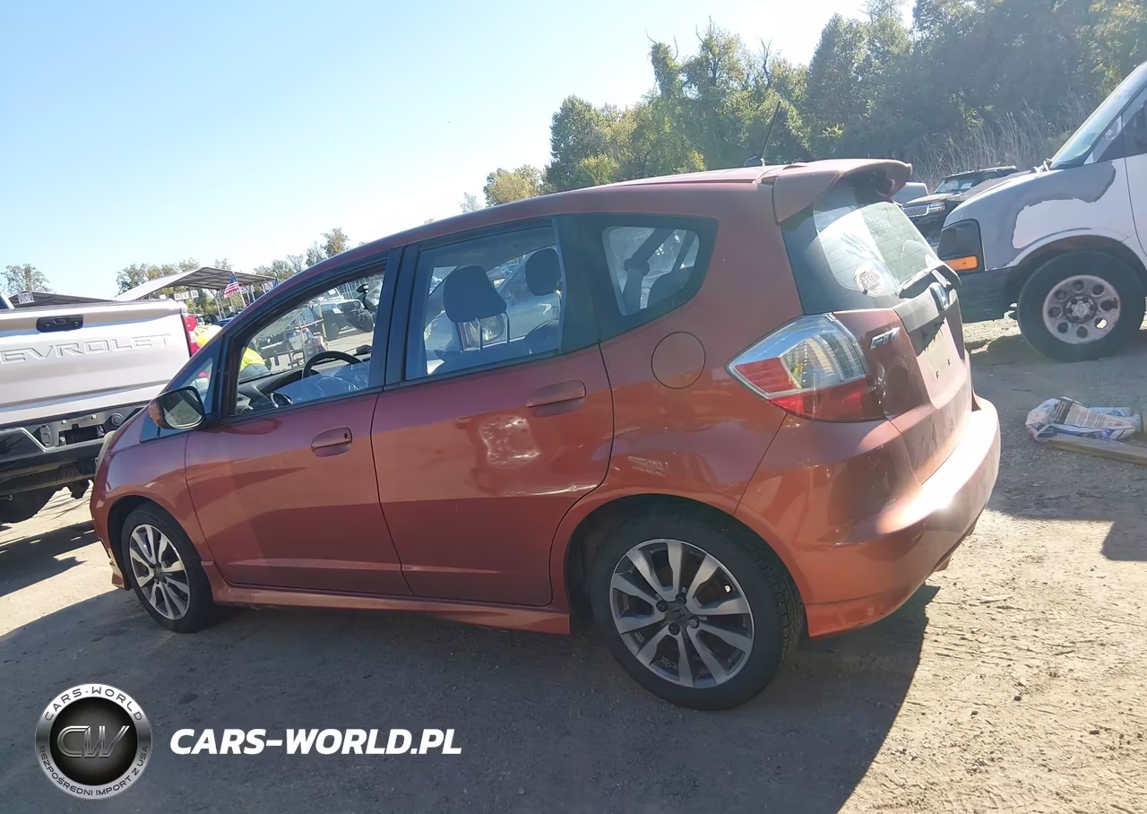 2012 Honda Fit Sport VIN:JHMGE8G53CC034550 - 14
